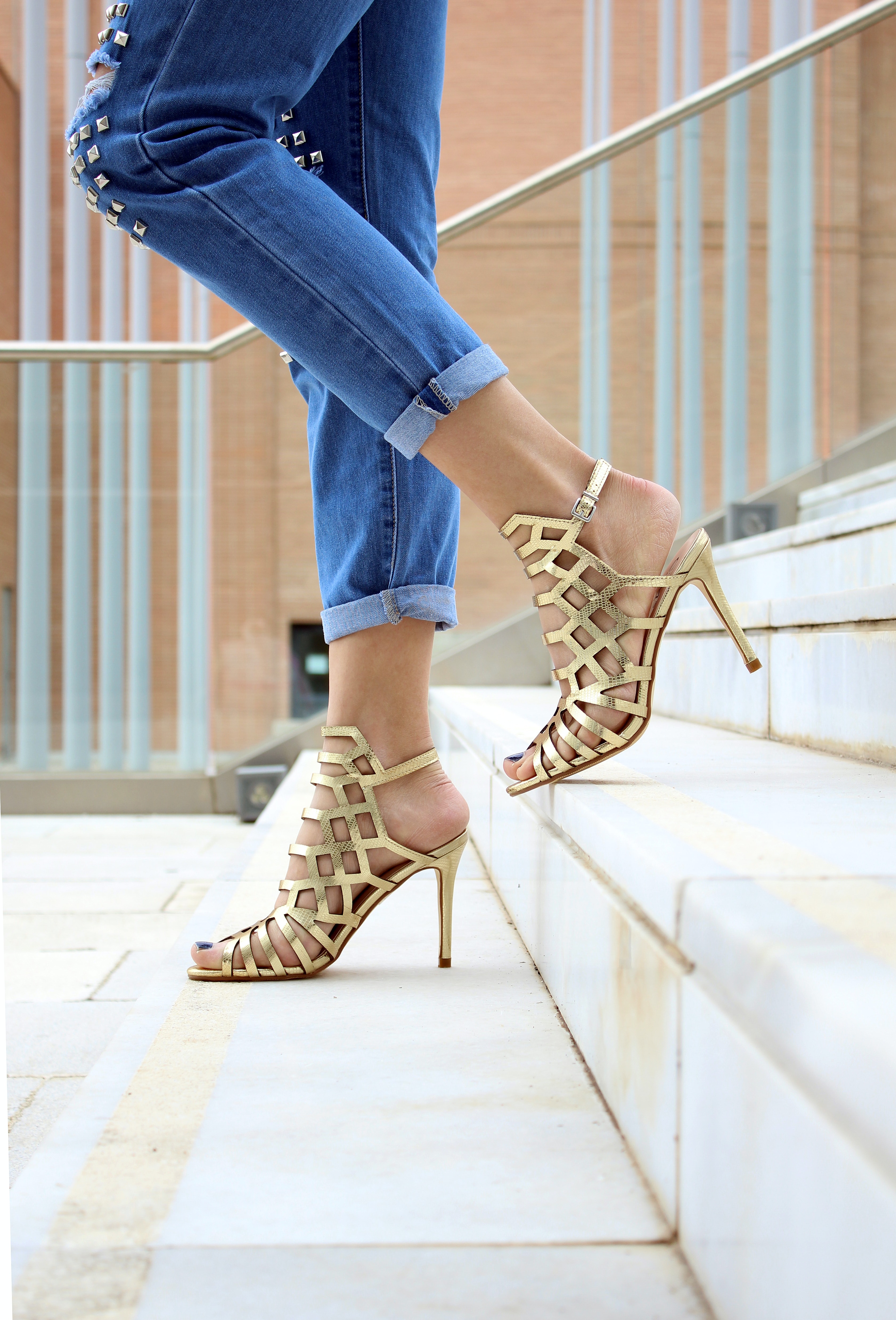 Women Hill Shoes